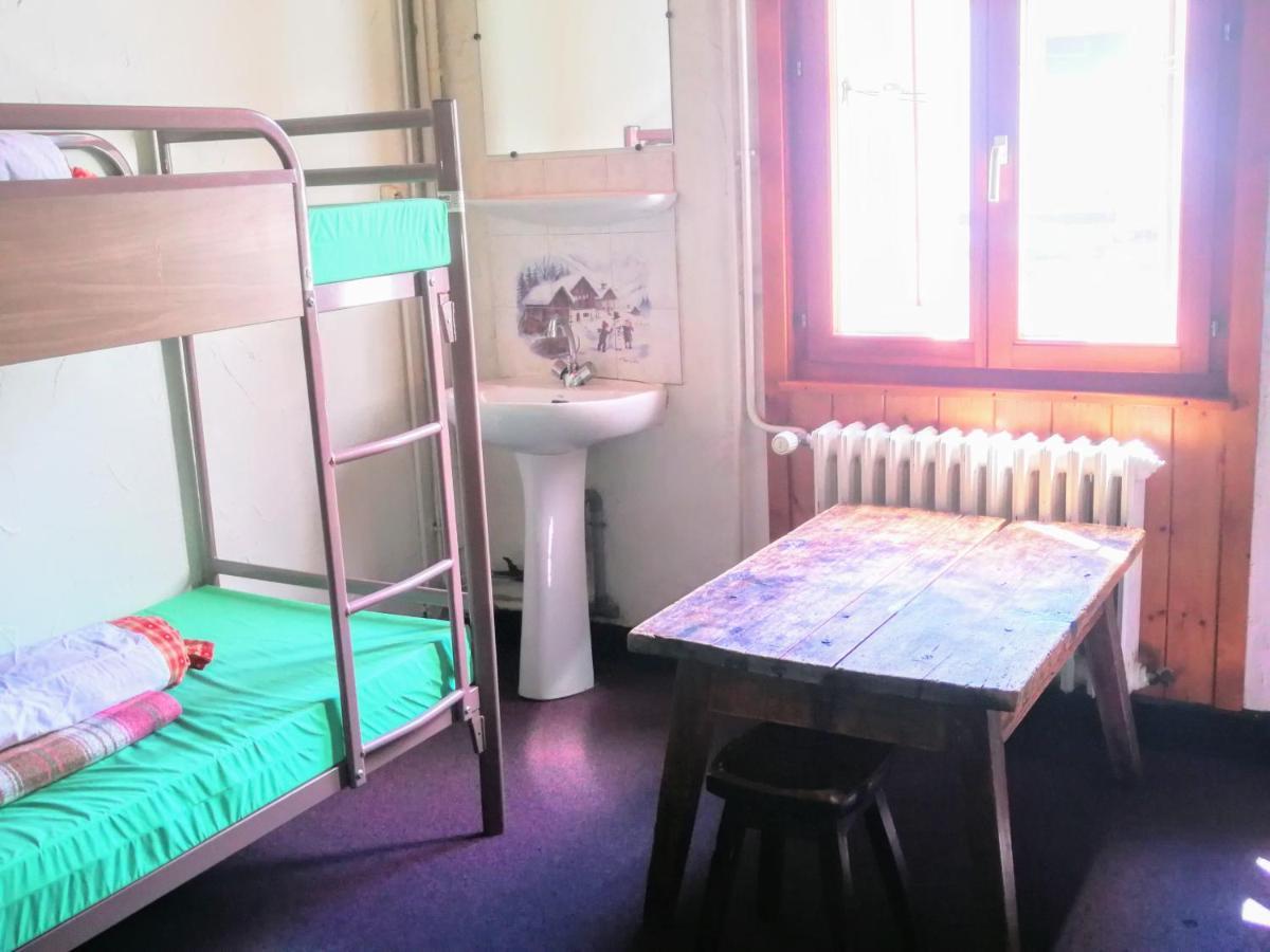 Le Chamoniard Volant Hostel Chamonix Luaran gambar